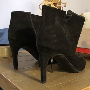 Black Sam and Libby ankle heeled boots